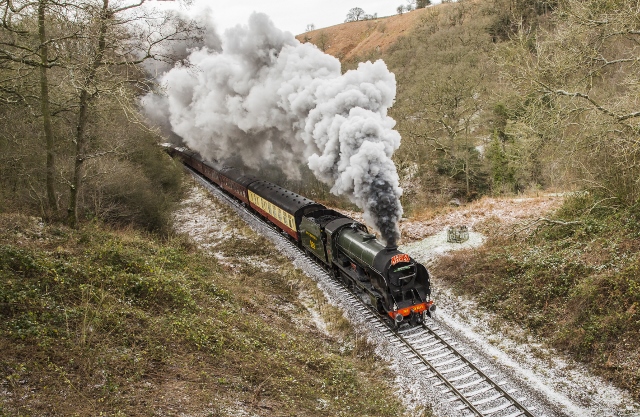 grosmont to goathland powering up hill
